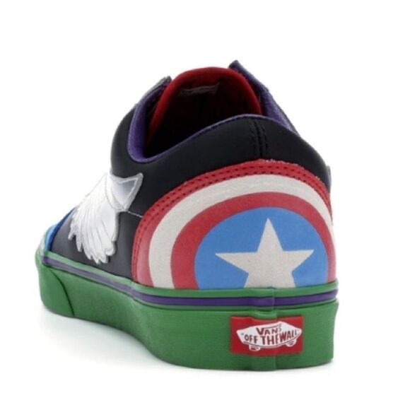 COLLECTOR’S Vans Old Skool Marvel What The Avengers suede low top sneakers - Picture 3 of 13